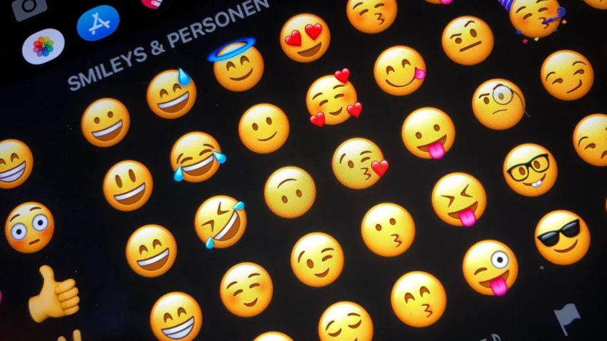 Emojis in Copywriting Boost Engagement